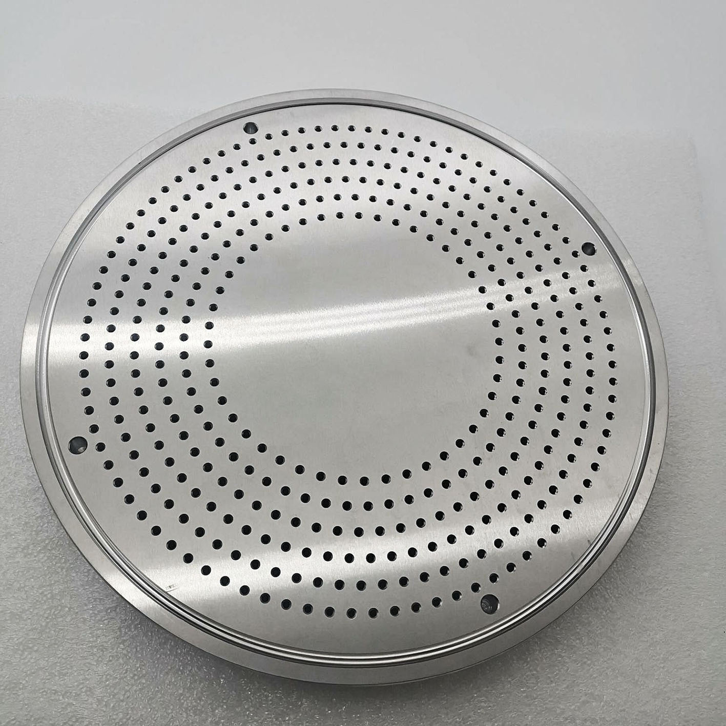 Precision machinery hardware custom processing/stainless steel processing parts/hardware processing parts/400-hole spinneret/micro-hole processing