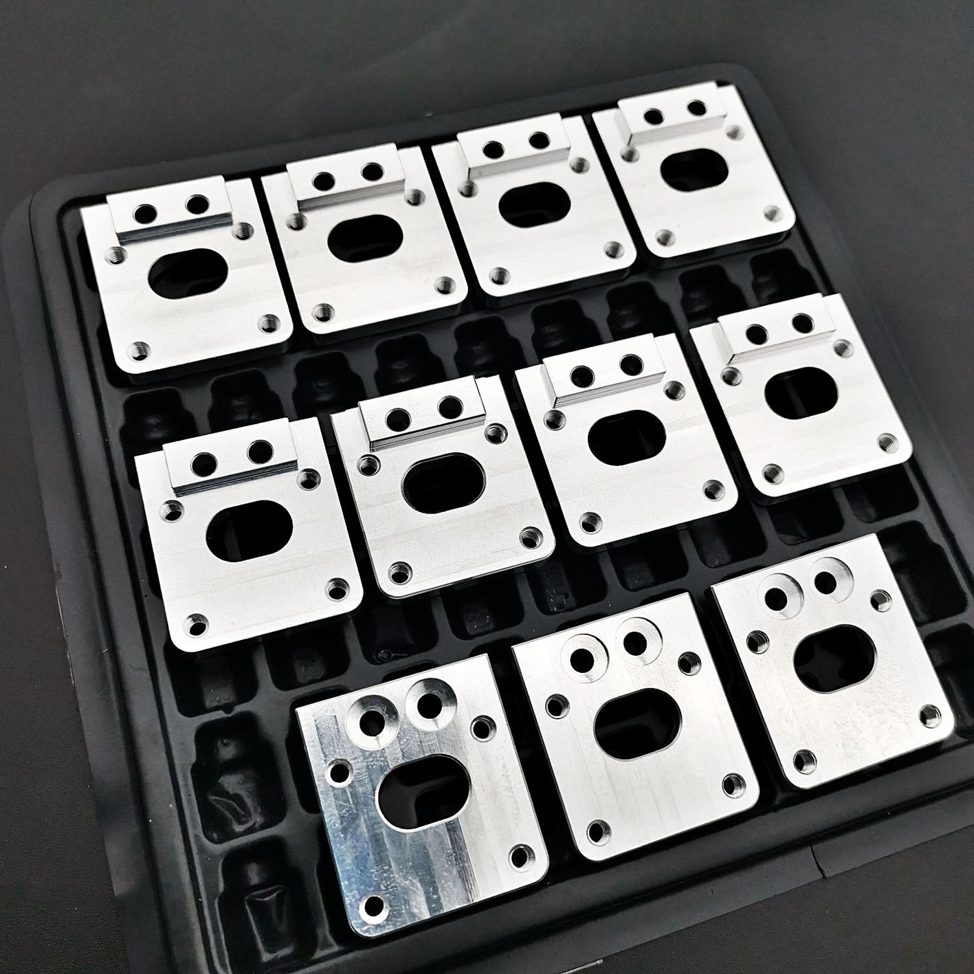 Precision machinery hardware custom processing/aluminum parts processing/hardware processing parts/line groove backing plate
