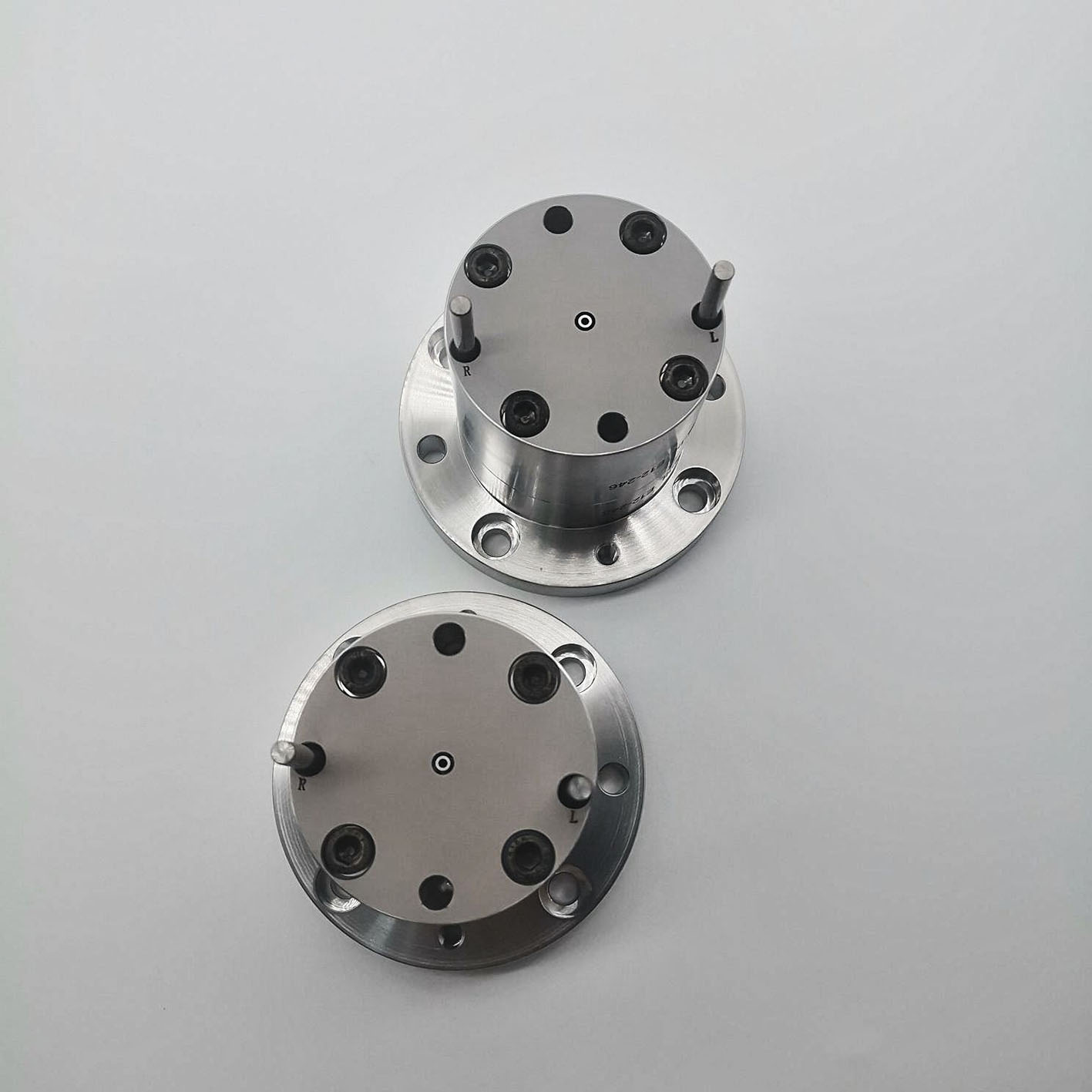High-precision customized stainless steel CNC mechanical parts/homogeneous membrane round single-hole membrane spinneret