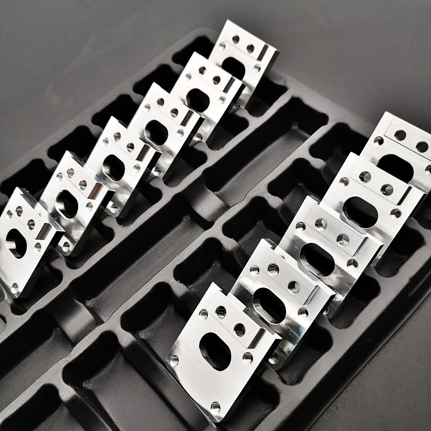 Precision machinery hardware custom processing/aluminum parts processing/hardware processing parts/line groove backing plate