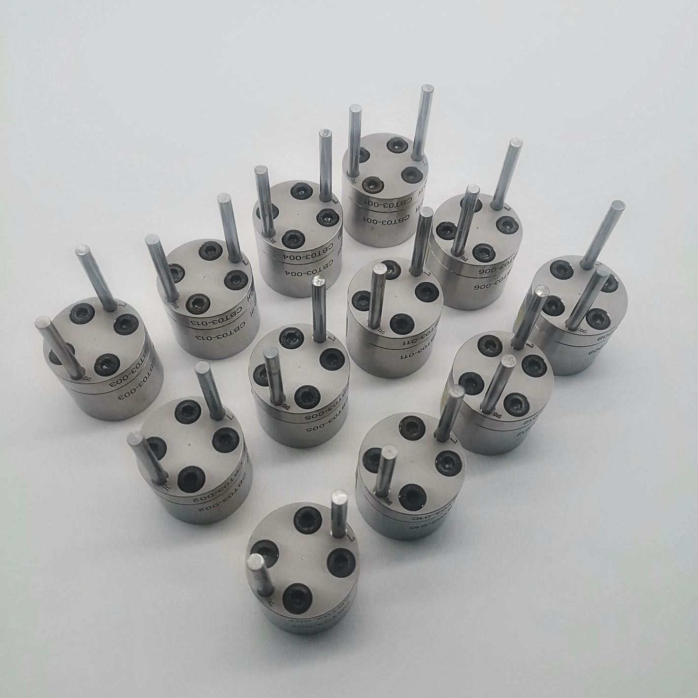High-precision customized stainless steel CNC mechanical parts/homogeneous membrane round single-hole membrane spinneret